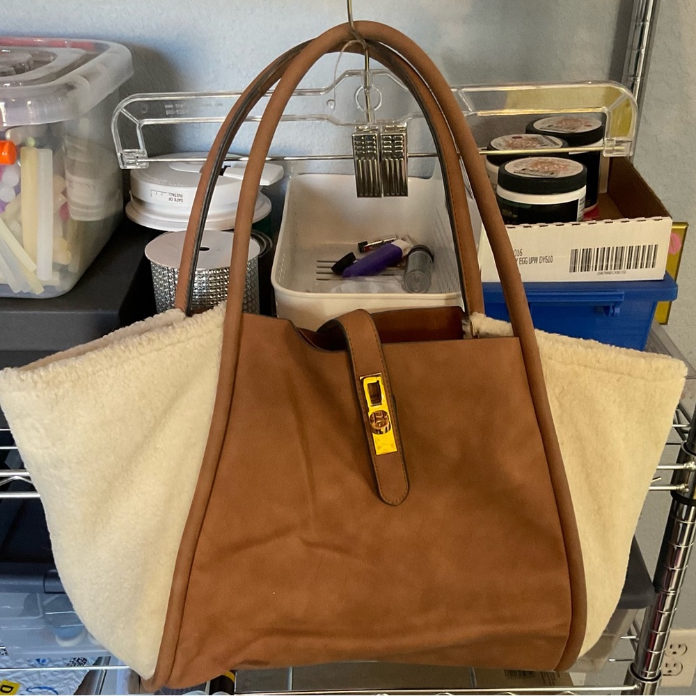 FFC NEW YORK SUEDE/SHEEP FUR TOTE